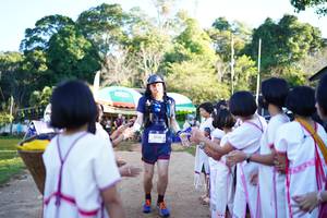 BIB: 9000
                            <button type="button" onclick="openModal(18985033)" class="btn btn-primary btn-sm float-right btn-popup" data-toggle="modal" data-target=".modal-high-quality">
                        <i class="fas fa-shopping-cart"></i> Add to Cart
                    </button>
                                            <button type="button" onclick="isThisMe(18985033, true)" class="btn btn-success btn-sm float-right btn-popup btn-isme hidden" data-toggle="tooltip" data-placement="bottom" title="นี่คือรูปของคุณใช่ไหม คลิกที่นี่เพื่อเอาเข้าอัลบั้ม">
                        <i class="fas fa-plus"></i> Add to album
                    </button>
                    <button type="button" onclick="isThisMe(18985033, false)" class="btn btn-warning btn-sm float-right btn-popup btn-isnotme hidden">
                        <i class="fas fa-ban"></i> Remove from album
                    </button>